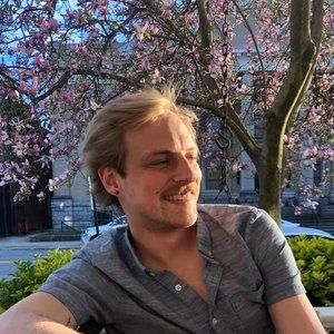 Meet your Posher, Mac